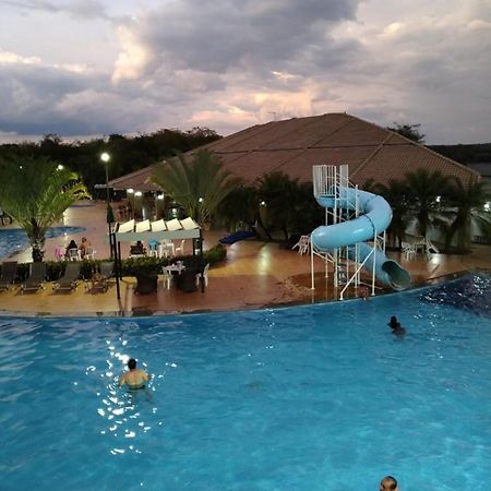 Apartamento Do Lago, Com Churrasqueira Privativa , Cozinha , Internet Banda Larga, Rampa Barco E Jet, Pesqueiro - B101 Caldas Novas Esterno foto